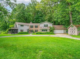 525 Goldengate St, Lake Orion, MI 48362