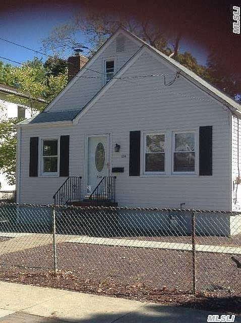 1st image of 236 Goldenrod Ave
