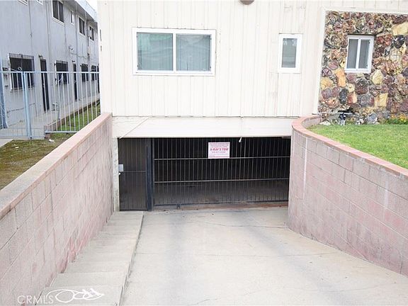 3rd image of 725 Larch St APT 5