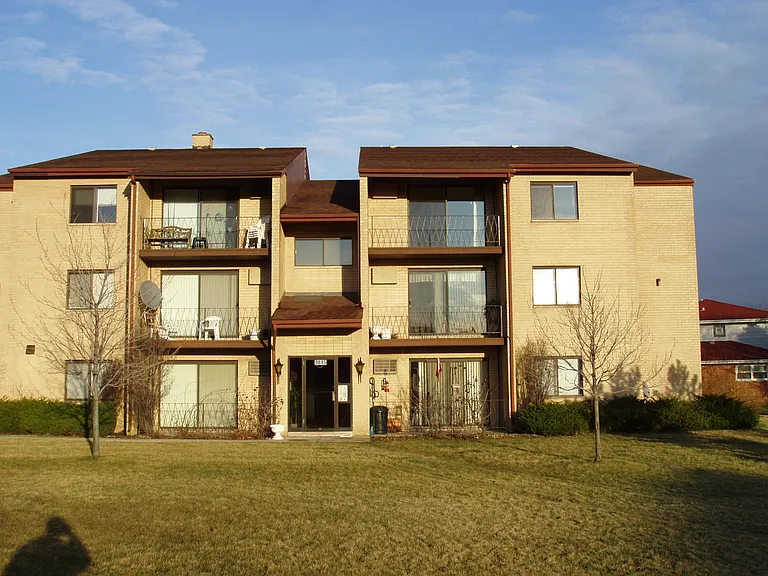 9845 Cordoba Ct #2C — Photo 2