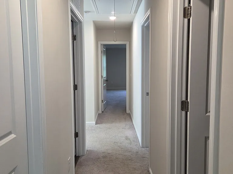 1537 Woodhouse Dr — Photo 18