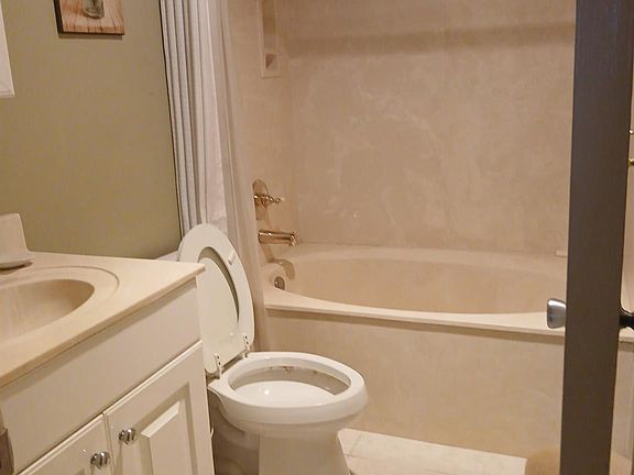 2nd image of 6243 Bay Club Drive #2