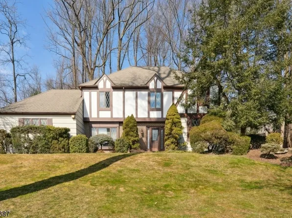 19 Tall Timber Dr, Morris Twp., NJ 07960