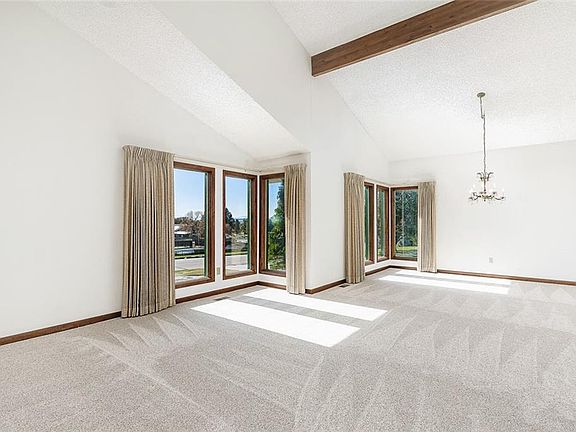 5th image of 5625 Walter Hagen Dr