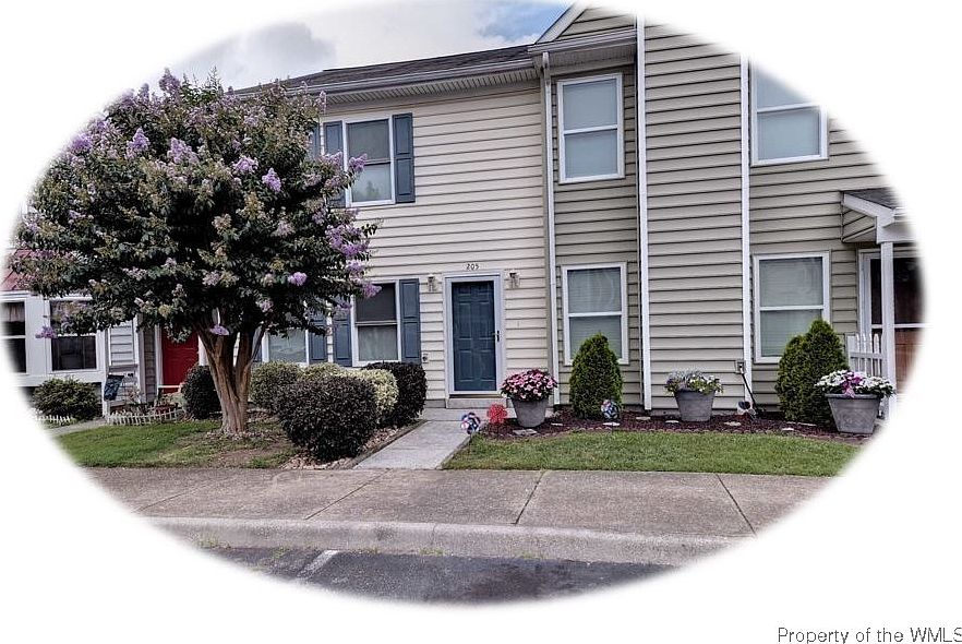 1st image of 205 Whitewater Dr #Na