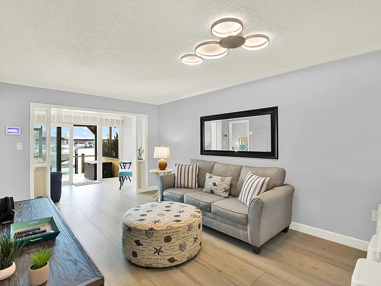205 Dolphin Point #3 — Photo 6
