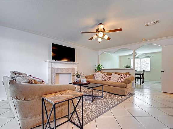2nd image of 6747 Cypress Glades Dr
