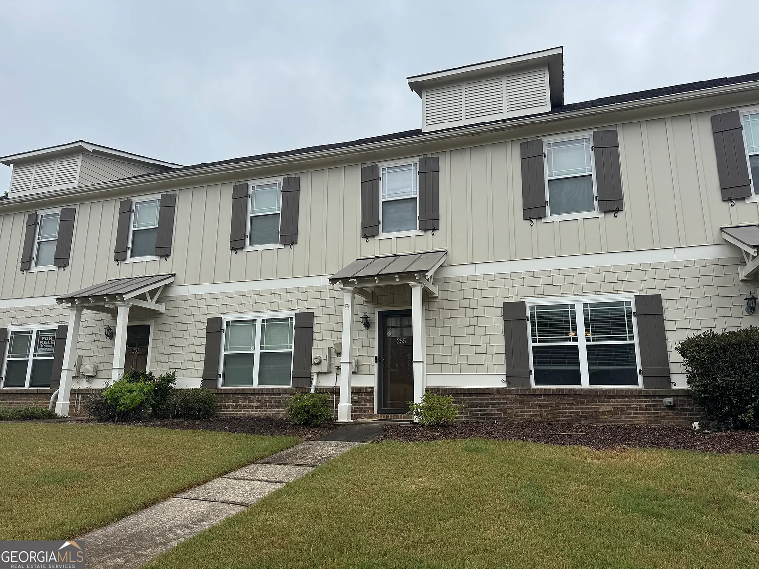 3 bed, 3.5 bath, 1518 sqft, $1,850 — Photo 2