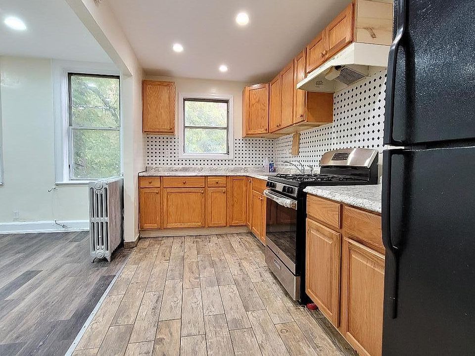 1st image of 8917 Jamaica Ave Floor 2