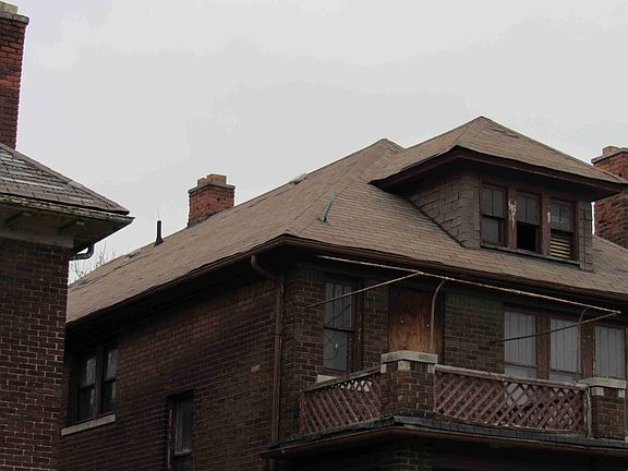 3800 Gladstone