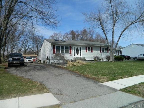 2nd image of 128 Bluebird Dr