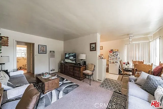 241 E Washington Blvd #2