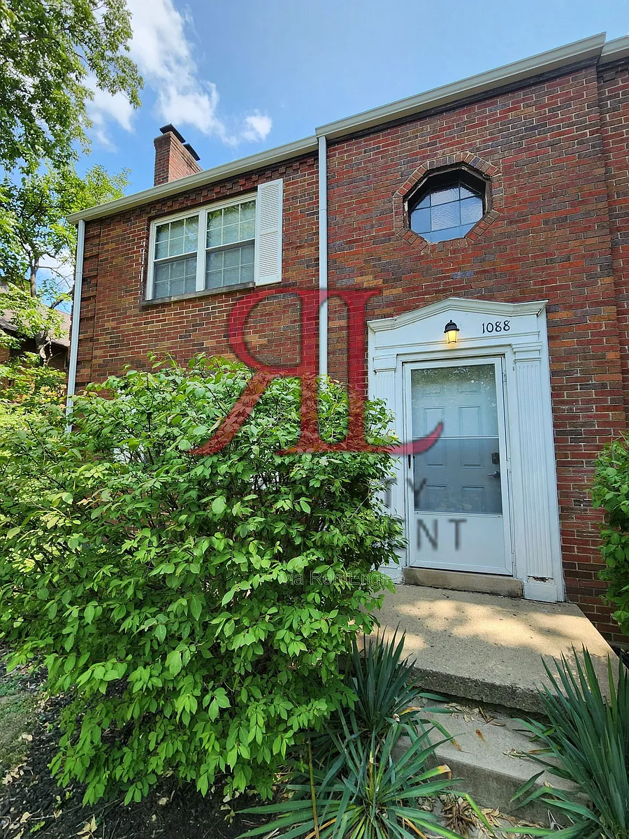 Building Photo - 1088 Northwest Blvd #D