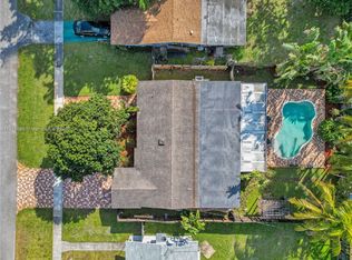 2202 N 44th Ave, Hollywood, FL 33021