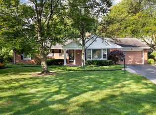 1439 Kenilworth Ln, Glenview, IL 60025