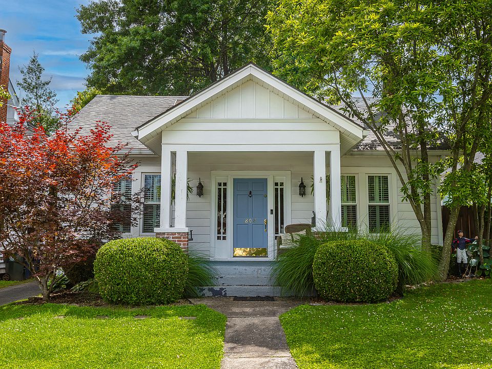 1st image of 808 Sunset Dr