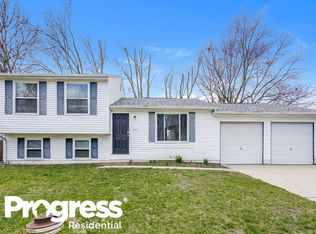 1324 Woodpointe Dr, Indianapolis, IN