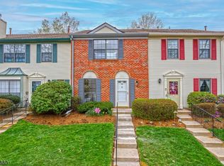 56 Daniel Dr, Franklin Park, NJ 08823