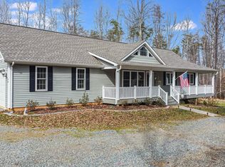 46 Winter Wheat Ln, Fredericksburg, VA 22406