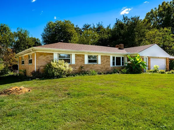 4220 Forsythia Dr, Cincinnati, OH 45245