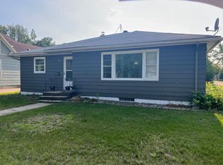 523 8th St NE, Staples, MN 56479