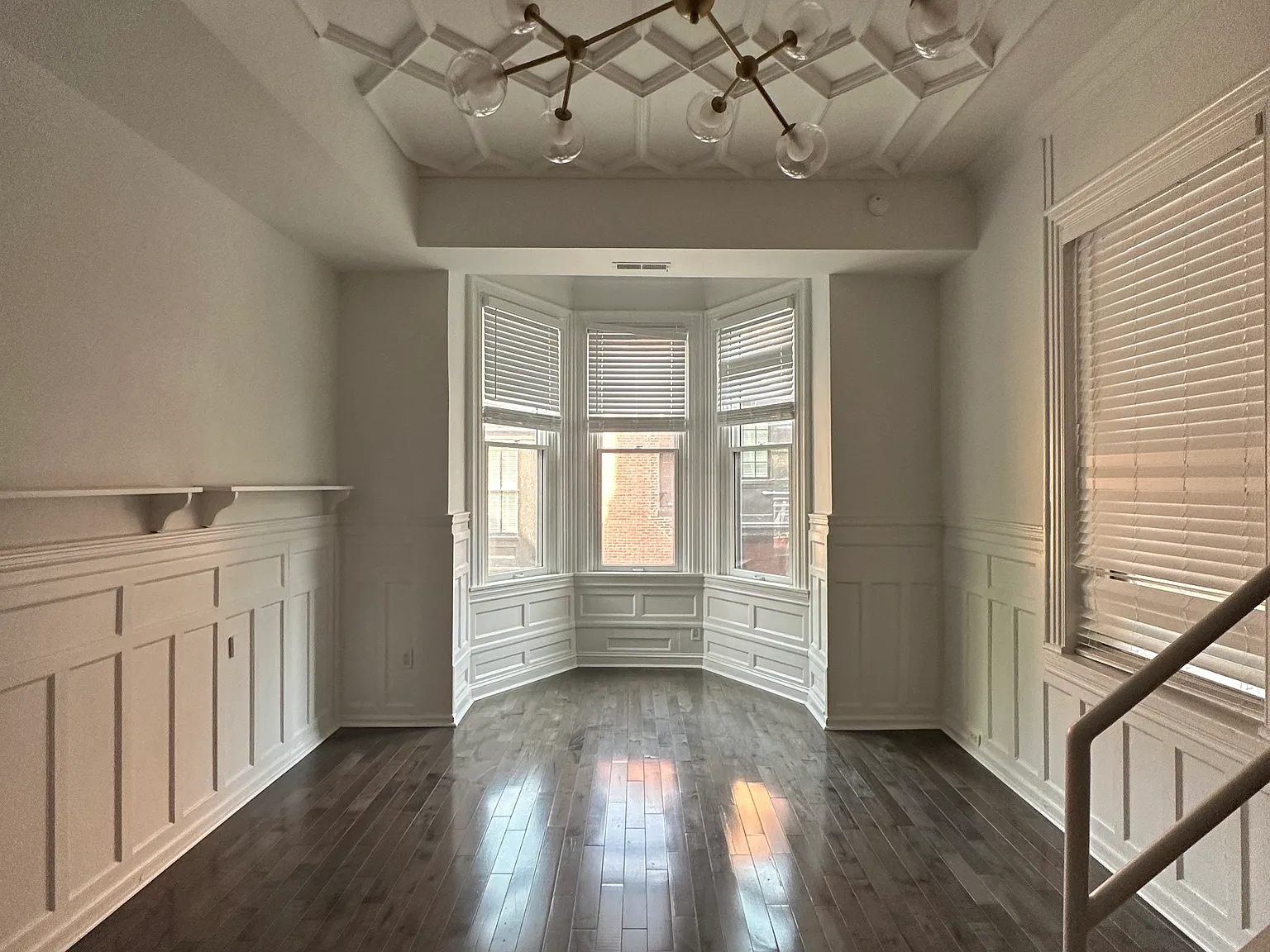 2 bed, 822 sqft, $2,700 — Photo 3