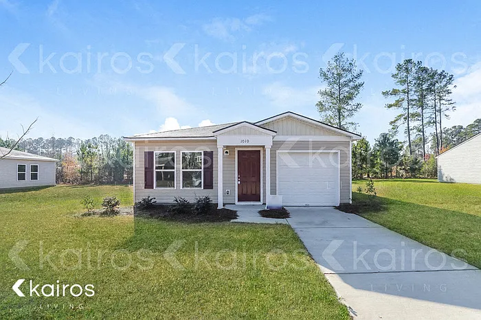 1010 E Macree Ter — Photo 1