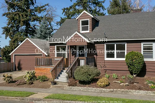 5127 SE Tibbetts St Photo 1 5127 SE Tibbetts St Photo 1