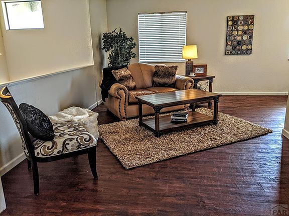 4th image of 16 Ironweed Dr
