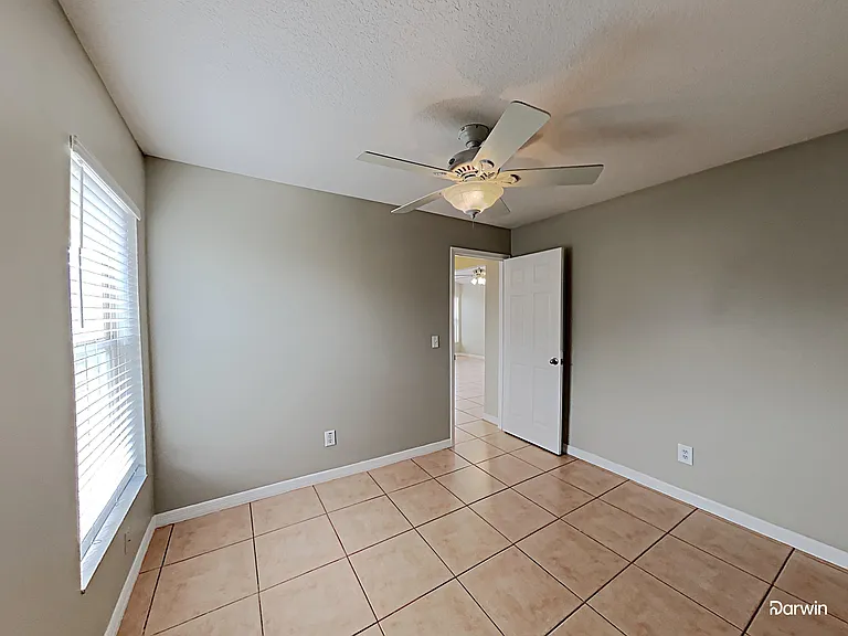 5637 Loma Vista Ct — Photo 14