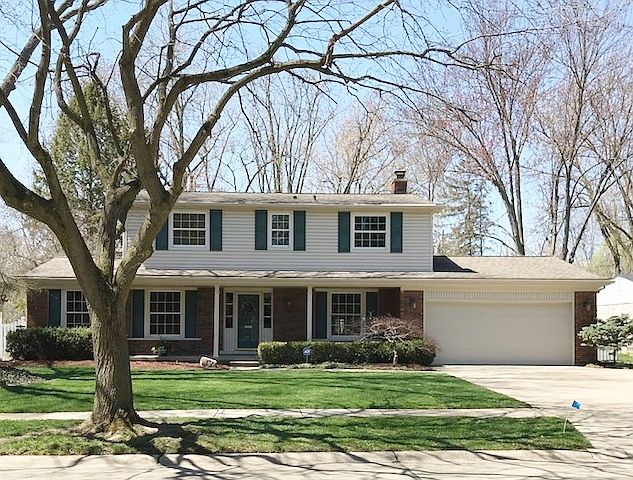 1st image of 15675 Alpine Dr