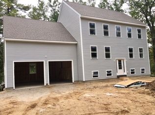 25 Lawrence Rd, Derry, NH 03038