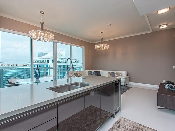 5th image of 1080 Brickell Ave Unit 4201