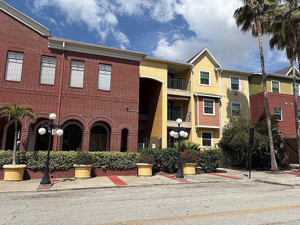 1st image of 1910 E Palm Ave #4201