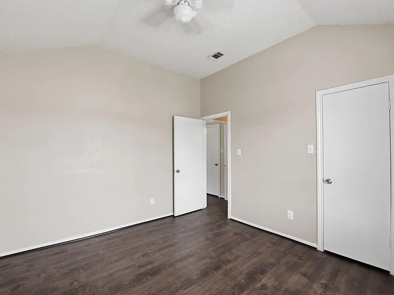 1310 Brenda Ln #C — Photo 11