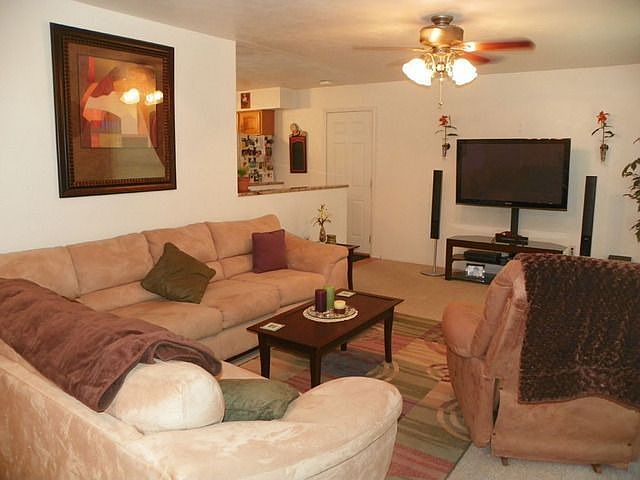 2nd image of 106 Cherry St