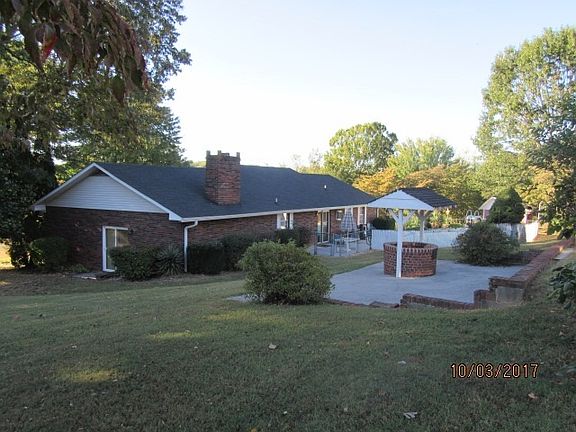 2nd image of 3310 Oakdale Ln