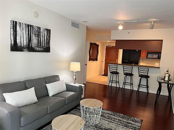 3rd image of 347 N New River Dr E APT 605