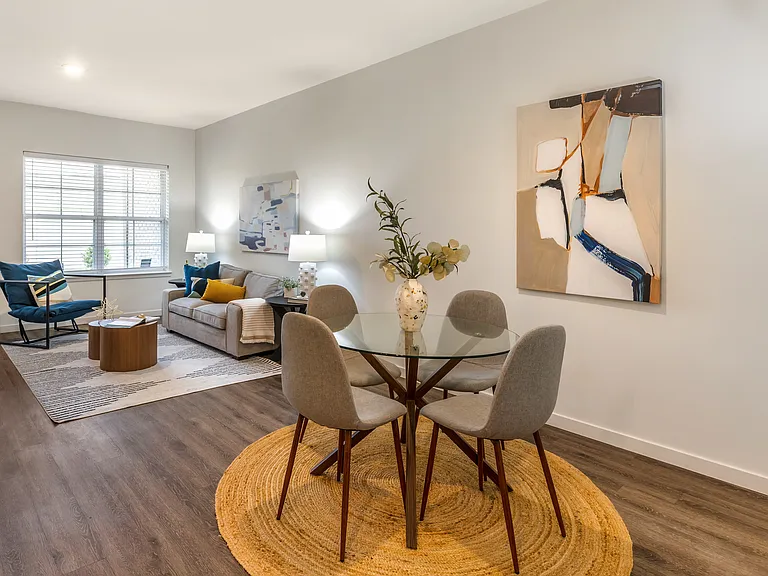 The Jewel Whispering Oaks — Photo 10
