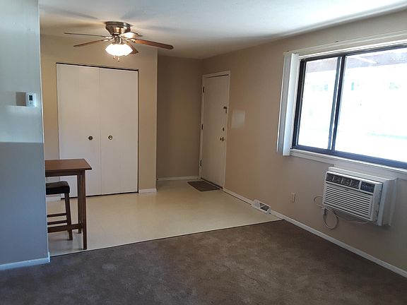 3rd image of 33145 Vine St
