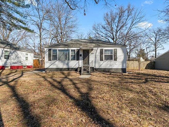 2nd image of 7811 Underhill Dr