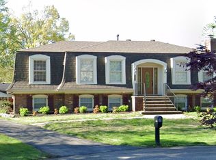 8202 Farmwood Way, Louisville, KY 40291