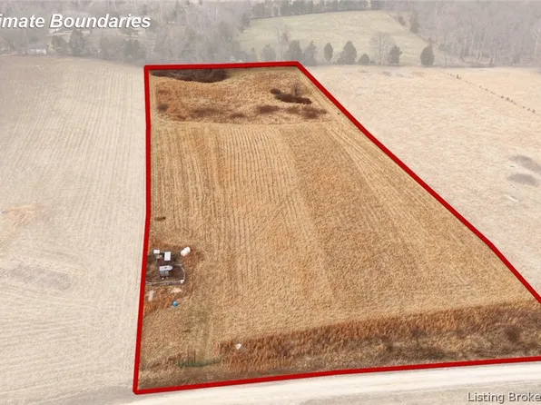 3995 N Garden Lane, Milltown, IN 47145