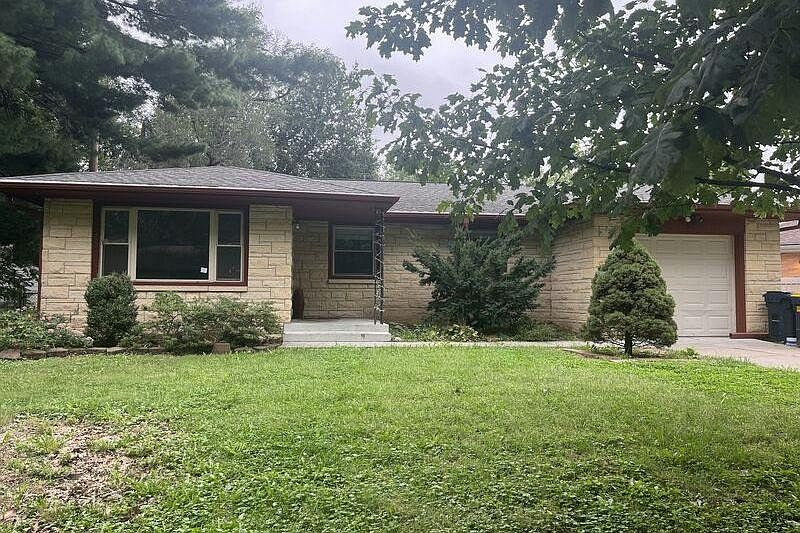 1st image of 3811 X St