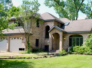 3288 N Lakeside Dr, Coal City, IL 60416