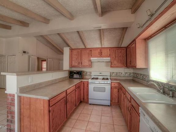 5th image of 2331 W Paradise Dr