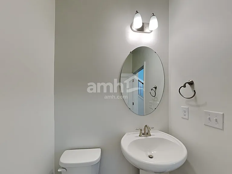 110 Keyser Dr — Photo 7