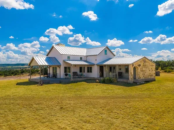 2150 Granite Springs Dr, Fredericksburg, TX 78624