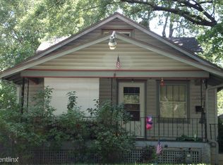 1208 SW Medford Ave, Topeka, KS 66604