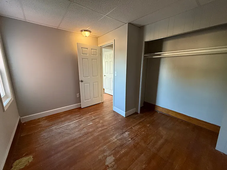 10 Fairview Ave #3 — Photo 12